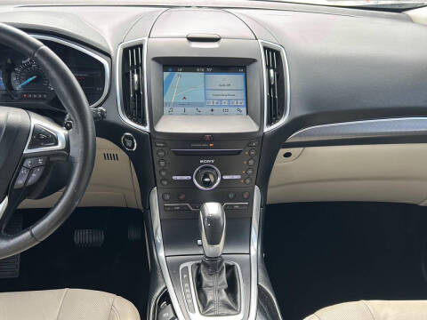 2016 Ford Edge Titanium