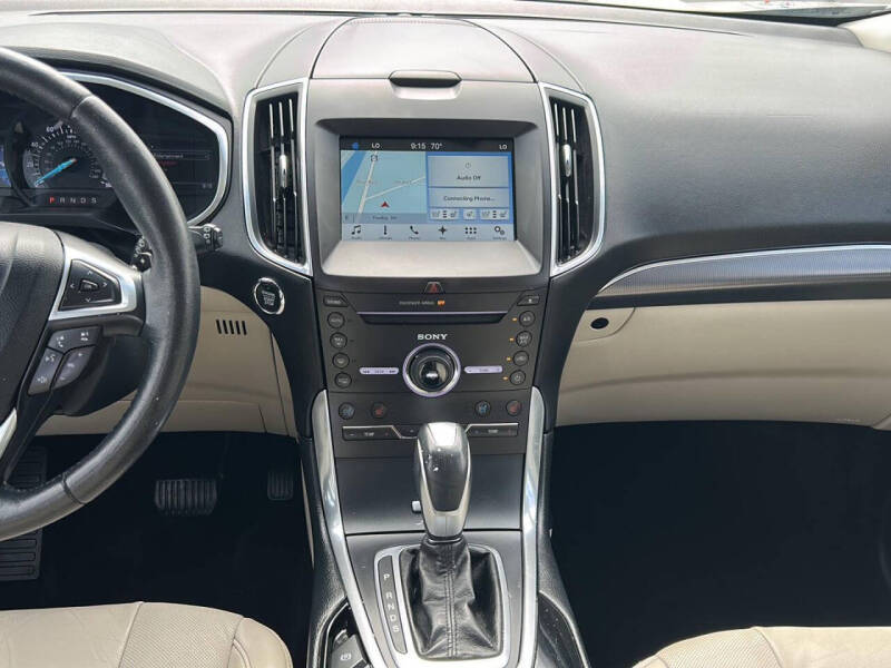 2016 Ford Edge Titanium