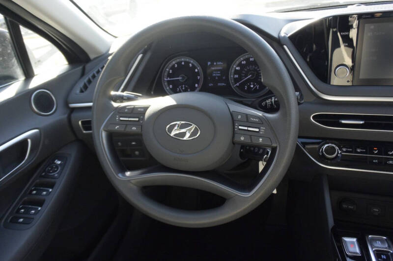 2022 Hyundai Sonata SE