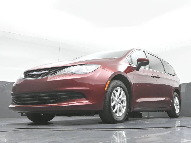 2020 Chrysler Voyager LXi