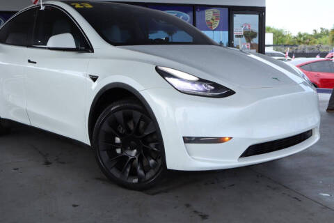 2023 Tesla Model Y Long Range