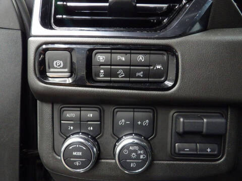 2025 GMC Yukon XL AT4
