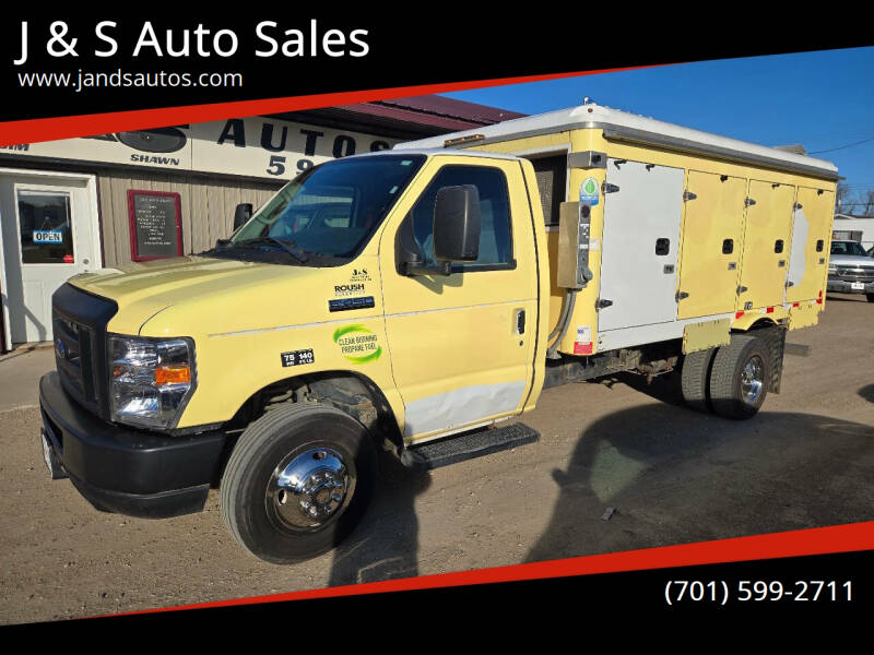 2018 Ford E-Series Cutaway Base's photo