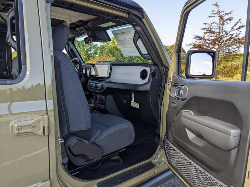 2025 Jeep Gladiator Willys