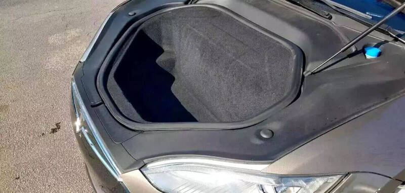 2015 Tesla Model S 70D