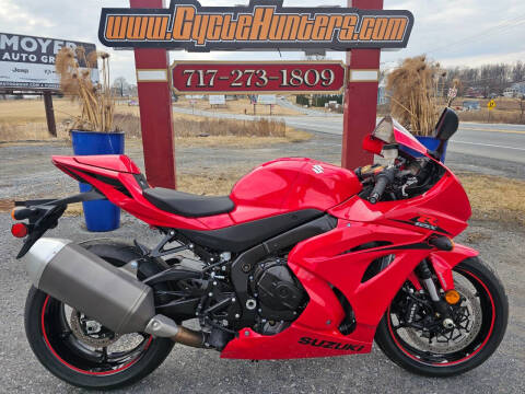 2017 Suzuki GSX-R1000 for sale at Haldeman Auto in Lebanon PA