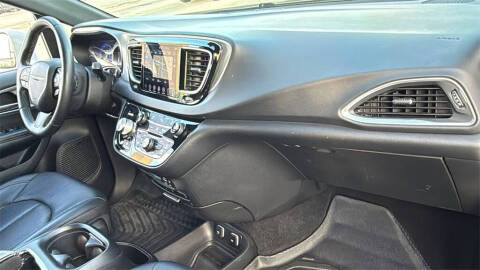 2018 Chrysler Pacifica Touring L Plus