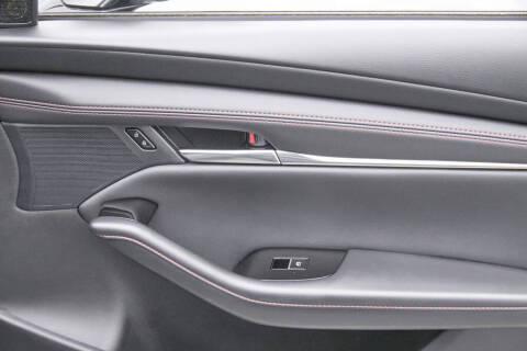 2025 Mazda Mazda3 Sedan 2.5 S Carbon Edition