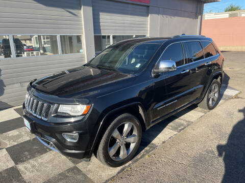 2014 Jeep Grand Cherokee for sale at Moi Motors in Eugene OR