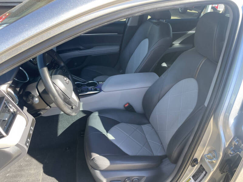 2019 Toyota Camry XLE