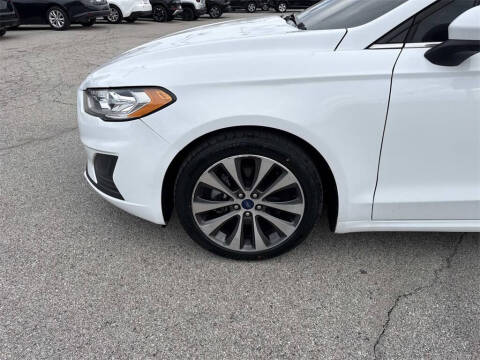 2020 Ford Fusion SE