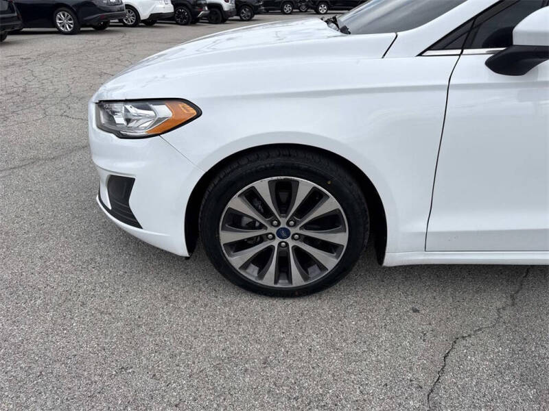 2020 Ford Fusion SE