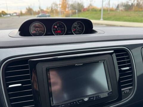 2012 Volkswagen Beetle Turbo