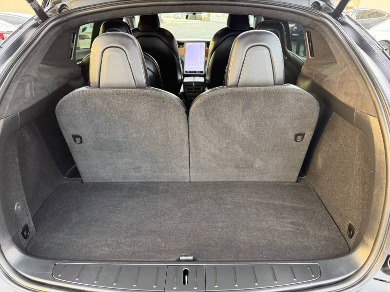 2020 Tesla Model X Long Range Plus