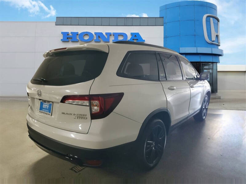 2022 Honda Pilot Black Edition