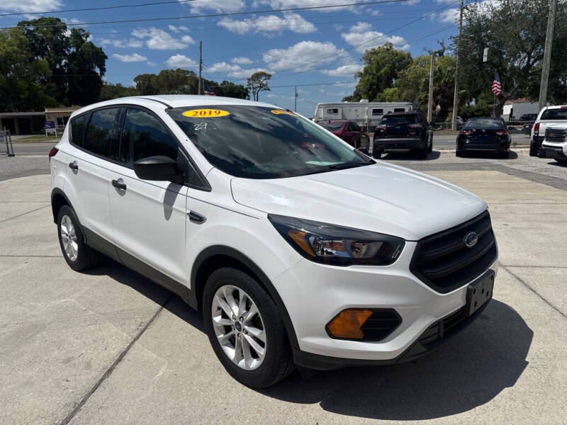 2019 Ford Escape S