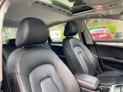 2010 Audi A4 2.0T quattro Premium