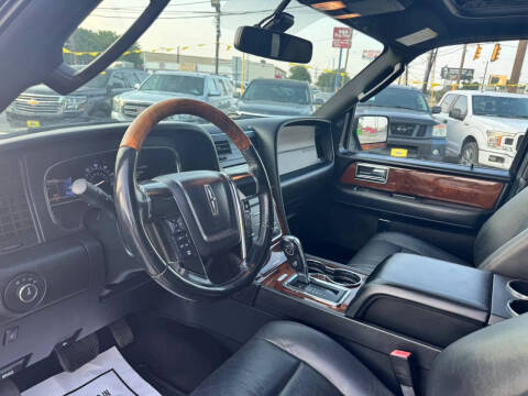 2016 Lincoln Navigator L Select