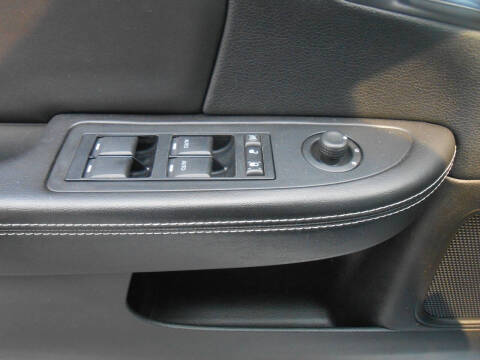 2013 Chrysler 200 Limited