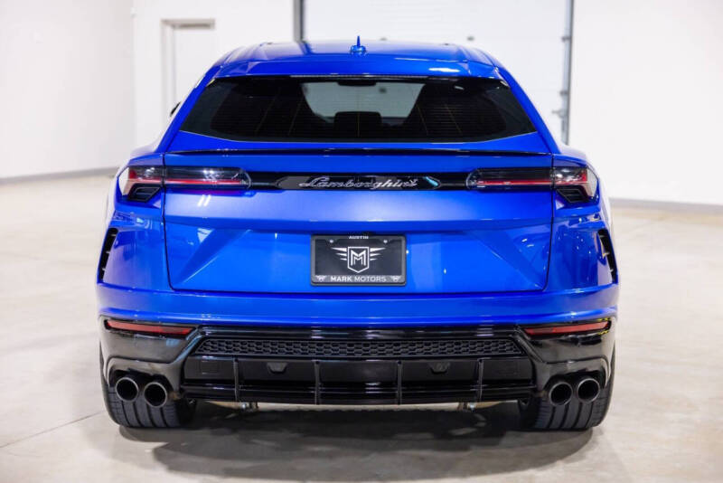 2022 Lamborghini Urus