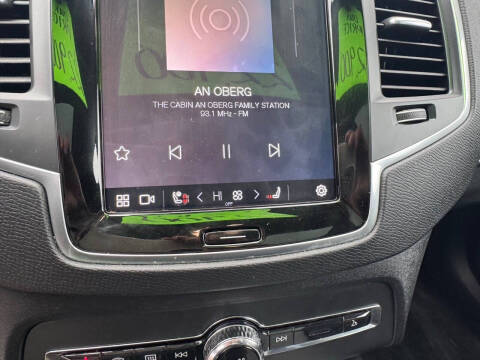 2023 Volvo XC90 B5 Core