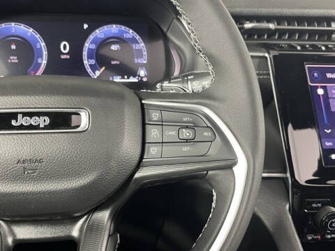 2025 Jeep Grand Cherokee Laredo X