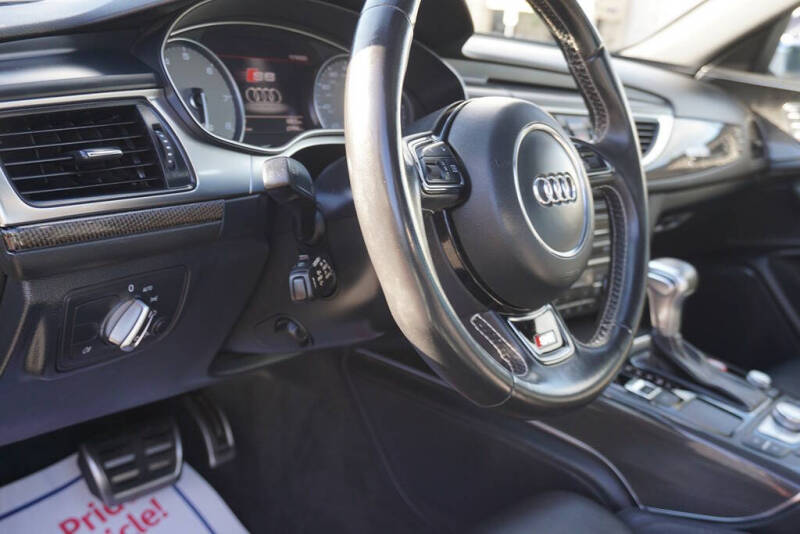 2013 Audi S6 4.0T quattro Prestige