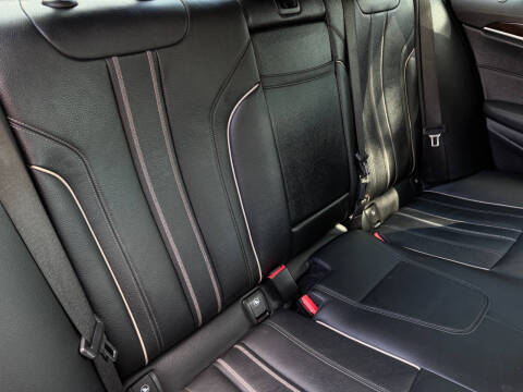 2019 BMW 5 Series 540i