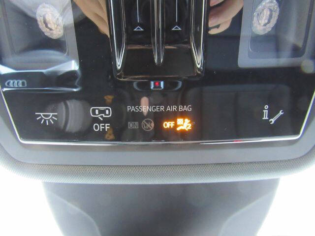 2022 Audi Q4 e-tron quattro Premium Plus 50