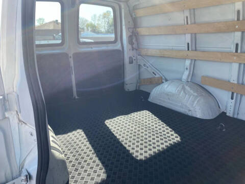 2021 Chevrolet Express 2500