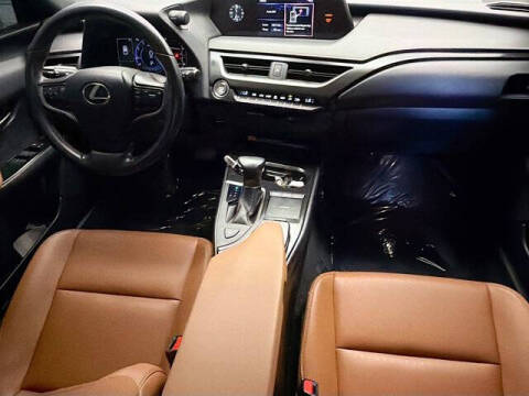 2021 Lexus UX 200