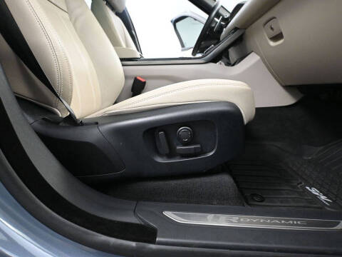 2020 Land Rover Range Rover Velar P340 R-Dynamic S