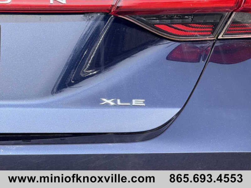 2022 Toyota Avalon XLE