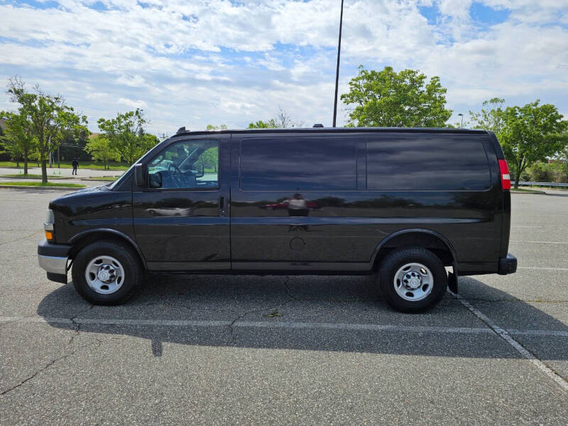 2018 Chevrolet Express 2500