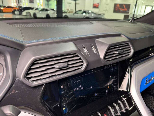 2021 Lamborghini Urus