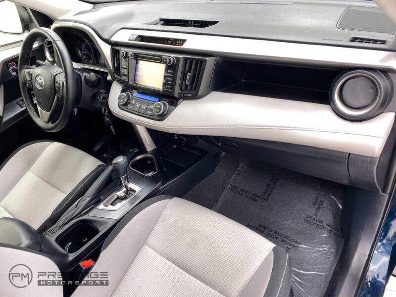 2017 Toyota RAV4 XLE