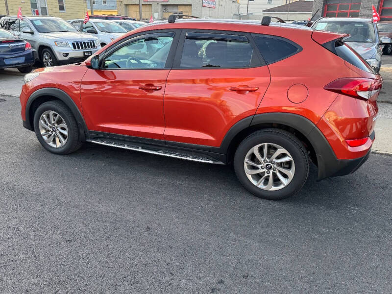 2017 Hyundai Tucson SE