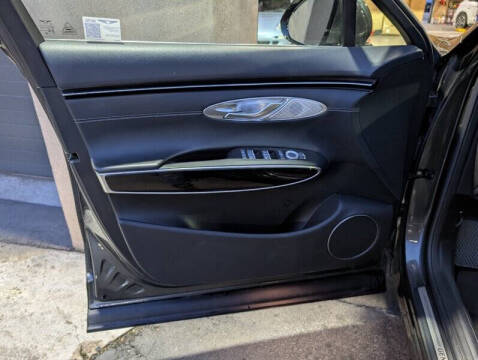 2025 Genesis GV70 2.5T Standard