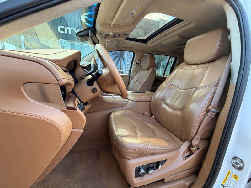 2016 Cadillac Escalade ESV Platinum