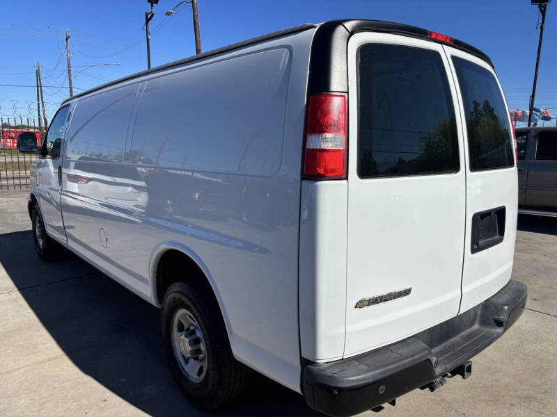2017 Chevrolet Express 3500