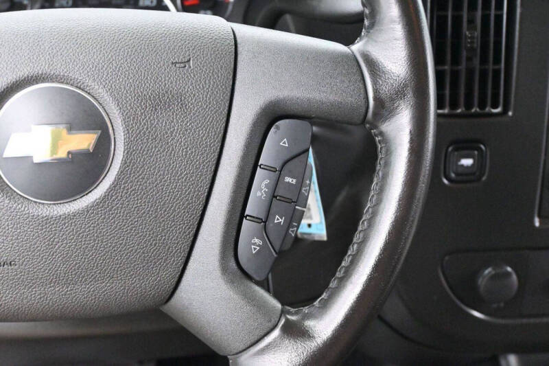 2023 Chevrolet Express 2500