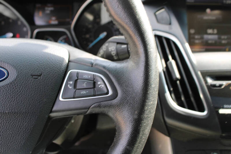 2015 Ford Focus Titanium