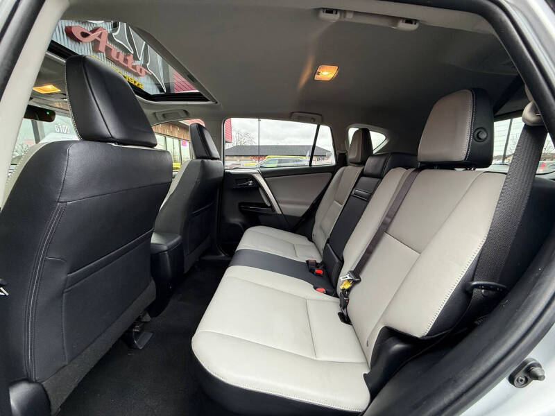 2017 Toyota RAV4 Hybrid Limited