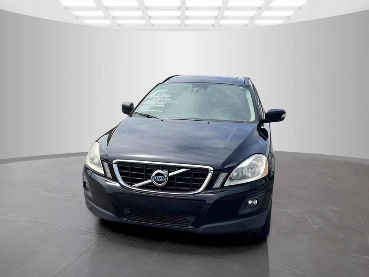 2010 Volvo XC60 for sale at Used Cars Toledo in Oregon, OH