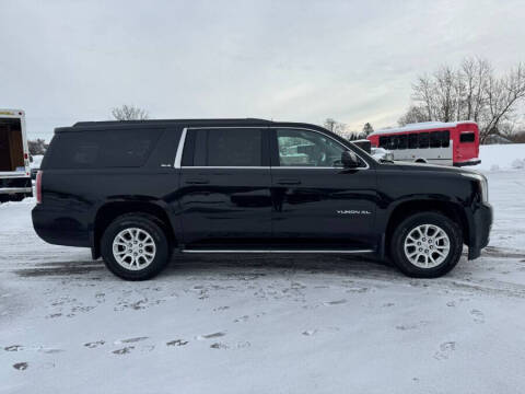 2017 GMC Yukon XL SLE