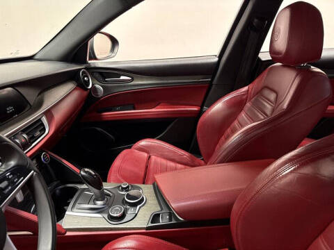 2018 Alfa Romeo Stelvio Ti Sport