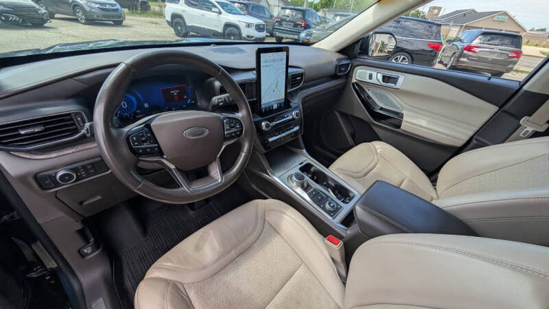 2022 Ford Explorer Platinum