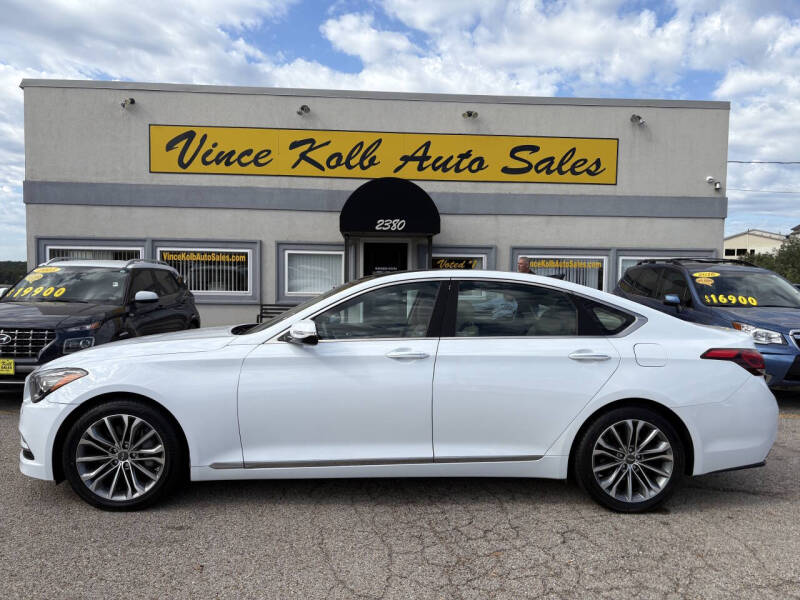 2016 Hyundai Genesis Base's photo