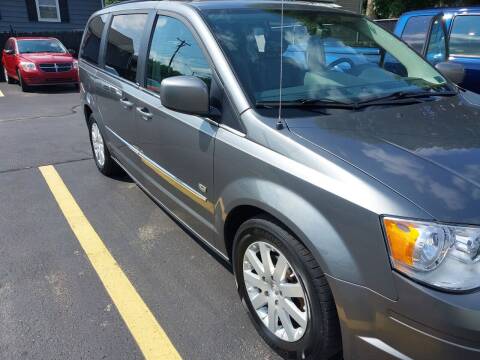 2009 Chrysler Town and Country for sale at Graft Sales and Service Inc in Scottdale PA