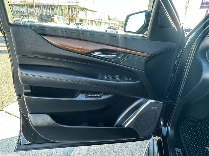 2015 Cadillac Escalade ESV Premium